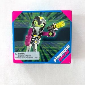 Vintage new sealed Playmobil 4590 Alien Warrior Futuristic Space